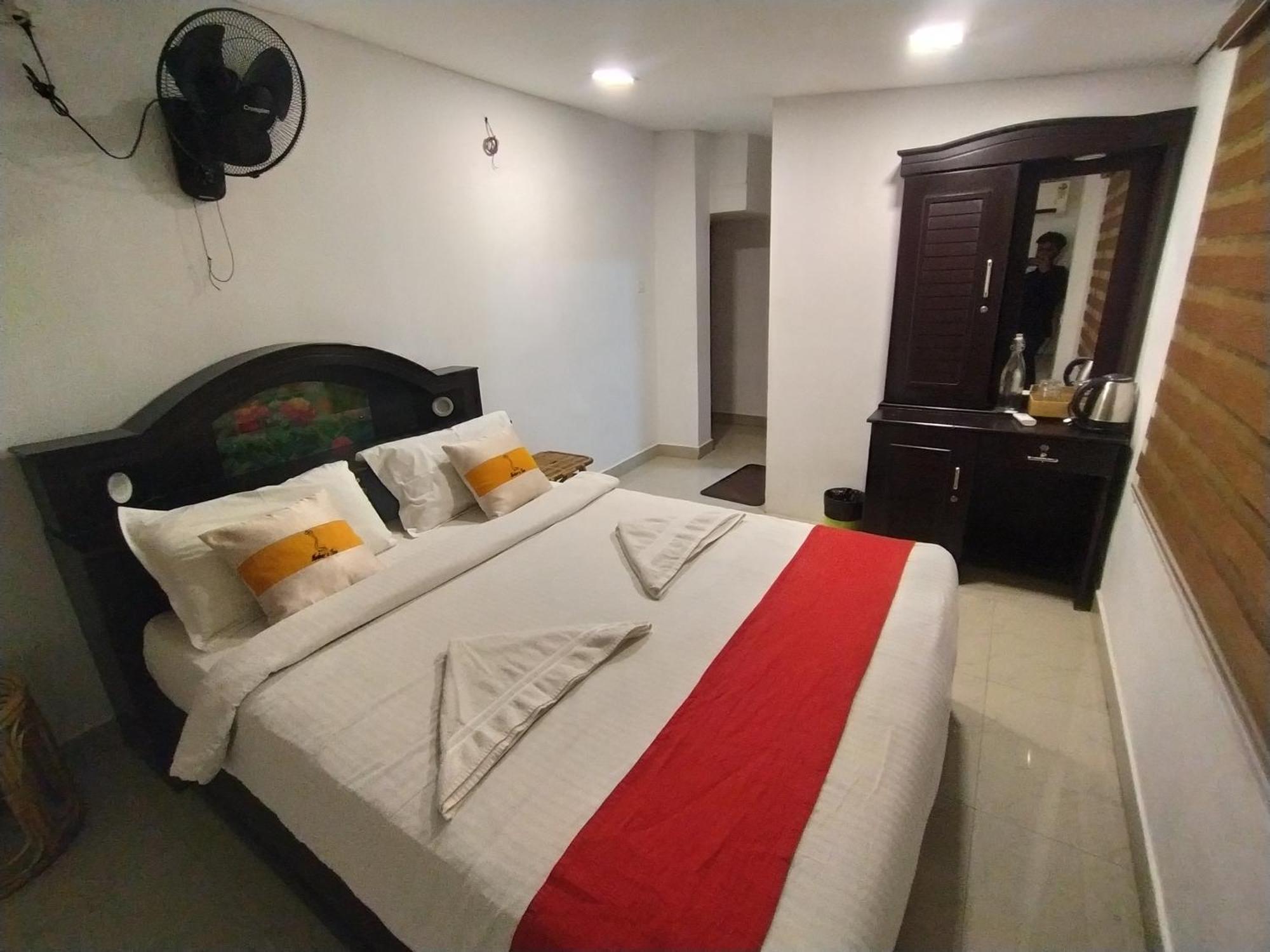 Mother'S Inn Homestay Kochi Dış mekan fotoğraf